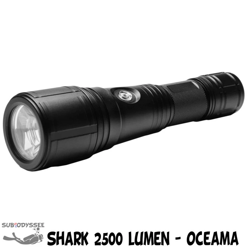 SHARK Phare Plongee 2500 Lumens Focale Variable - OCEAMA